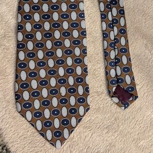 Clubfellow Tie Silk Geometric Oval Medallion Brown Silver Italian Fabric USA